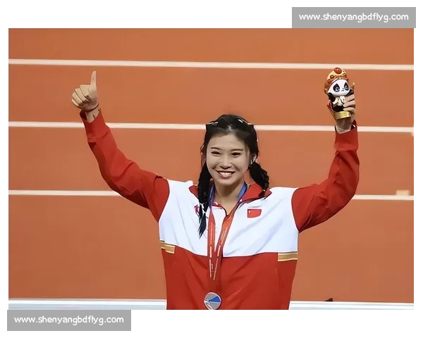 吴艳妮：从学术研究到社会服务，探寻新时代女性的多维发展之路